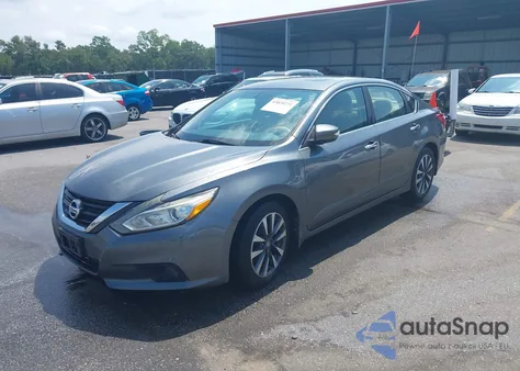 2017 Nissan Altima 2.5 Sv z USA, uszkodzony, nr VIN 1N4AL3AP3HC124983
